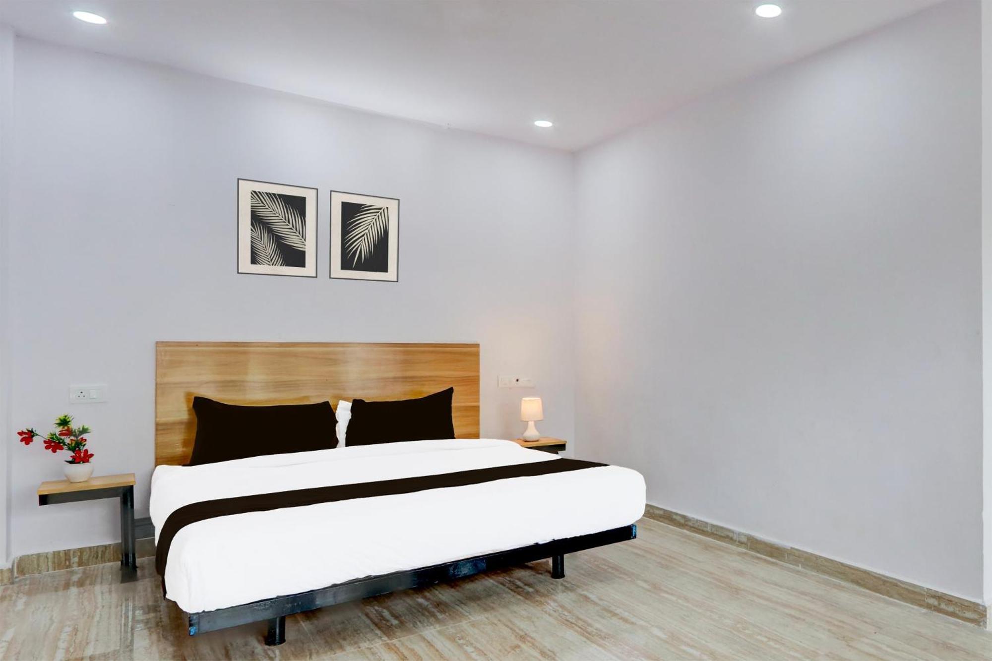 Hotel O Living Tree In Hyderabad Eksteriør bilde