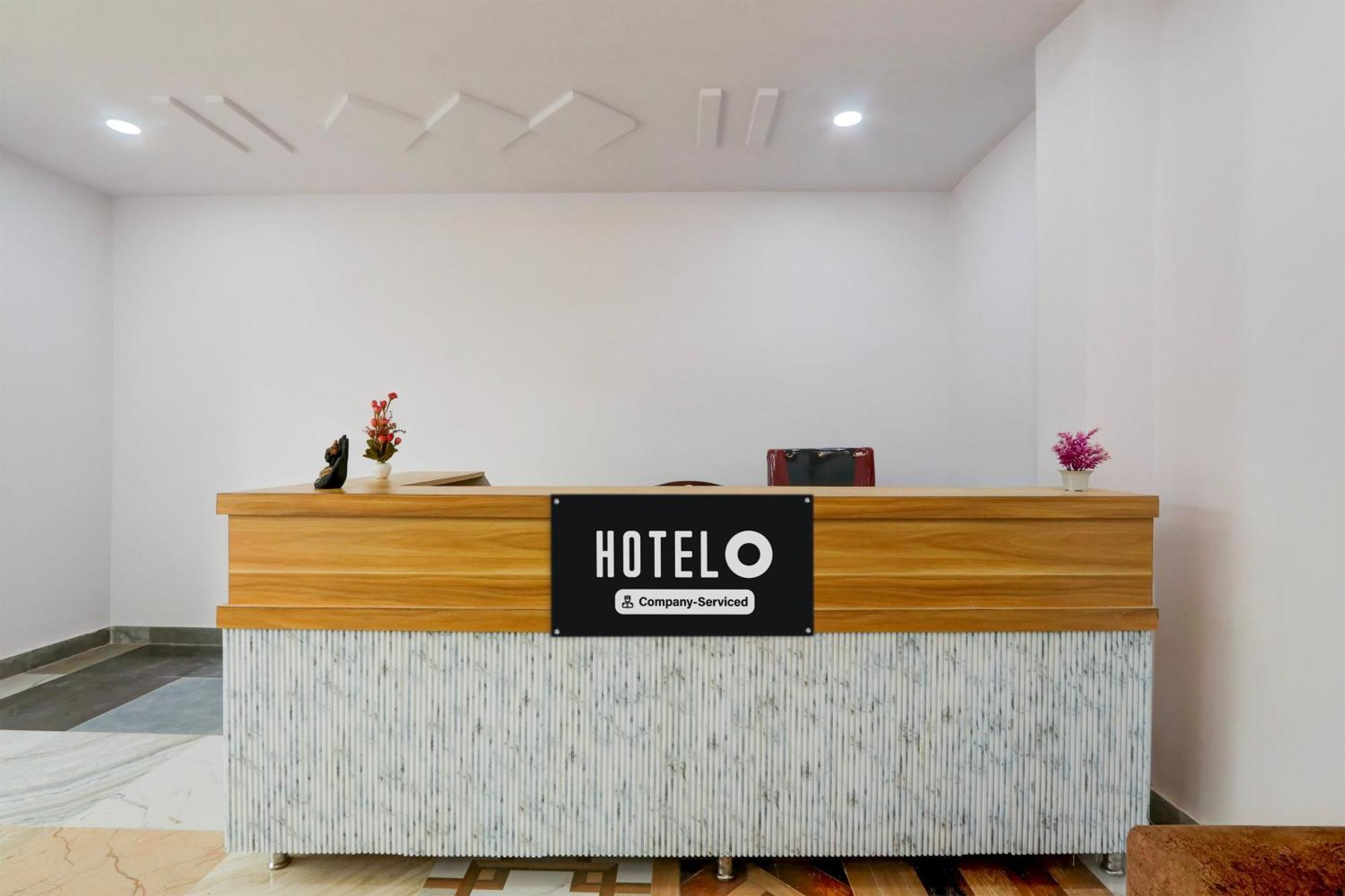 Hotel O Living Tree In Hyderabad Eksteriør bilde